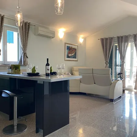 Meerblick Opatija Appartement *